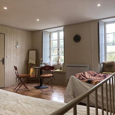 La Derniere Etape Bed and Breakfast Port-Launay Exteriör bild